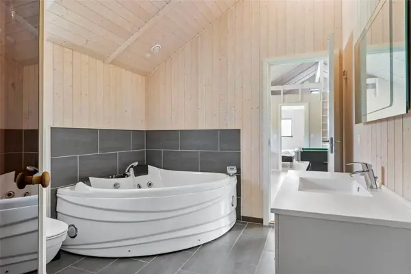 Bild 17 von 28