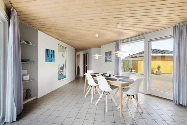 Bild 16 von 25
