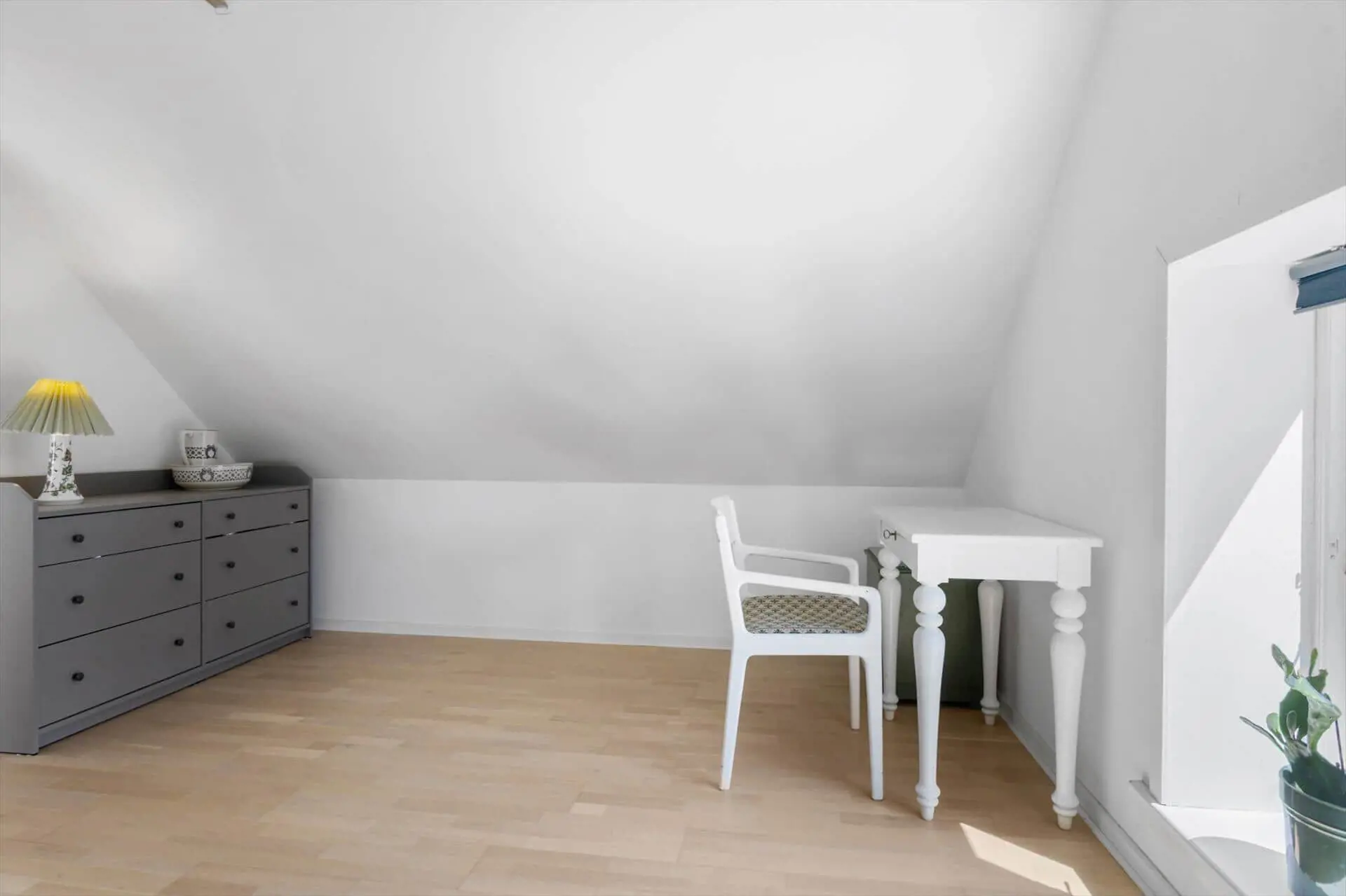 Bild 10 von 19
