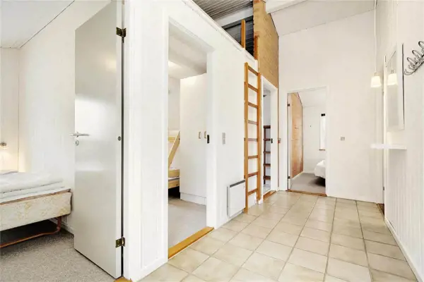 Bild 12 von 32