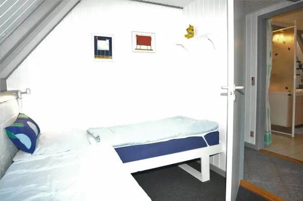 Bild 12 von 25