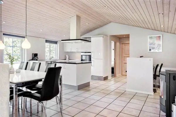 Bild 6 von 25