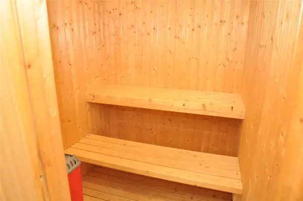 Bild 16 von 24