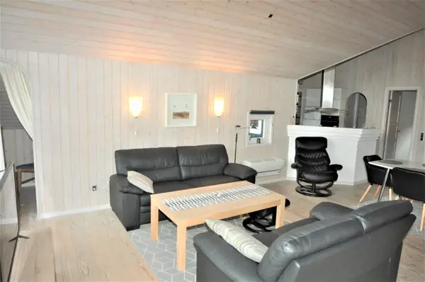 Bild 12 von 18