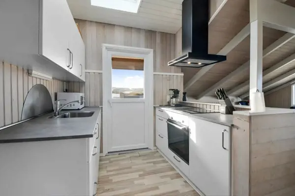 Bild 2 von 24