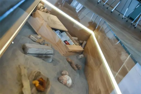 Bild 6 von 30
