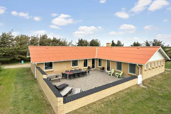Poolhaus 363 in Vrist / Vejlby Klit