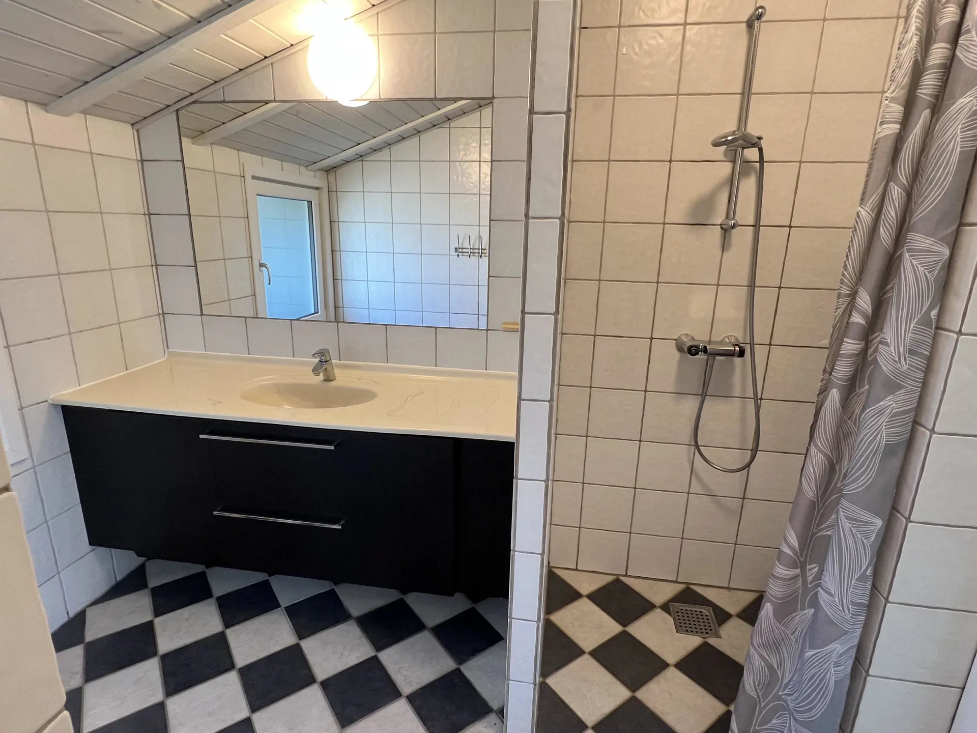 Bild 25 von 48
