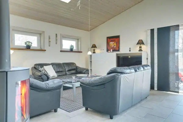 Bild 8 von 49
