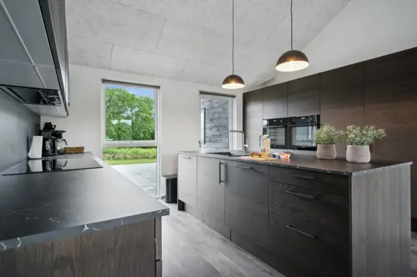 Bild 8 von 24
