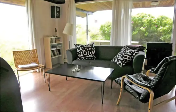 Bild 2 von 10