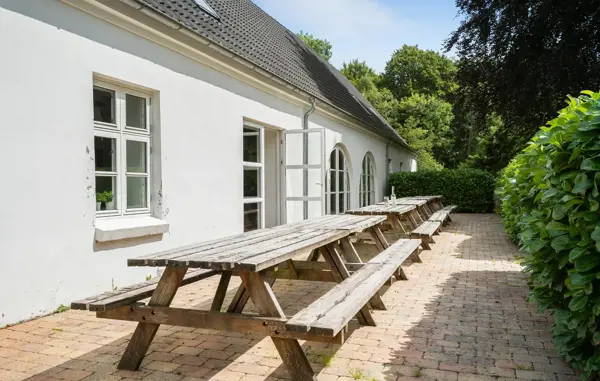 Bild 2 von 30