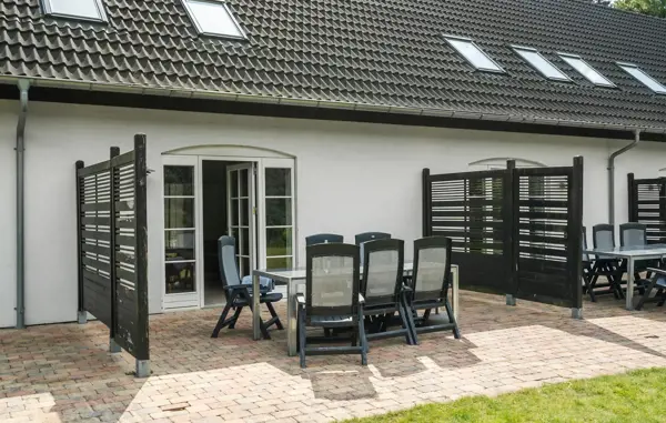 Bild 2 von 32