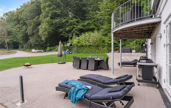 Bild 8 von 28