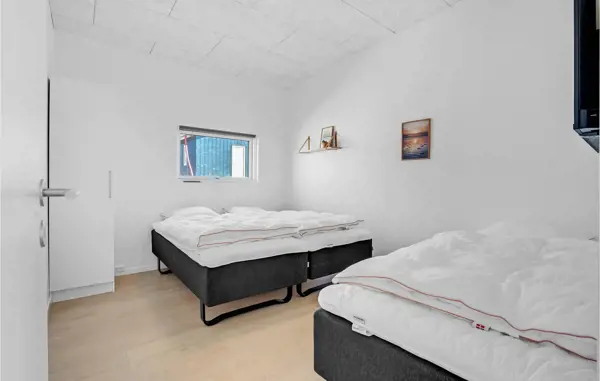 Bild 25 von 33