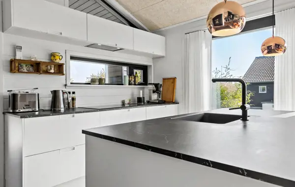 Bild 7 von 25