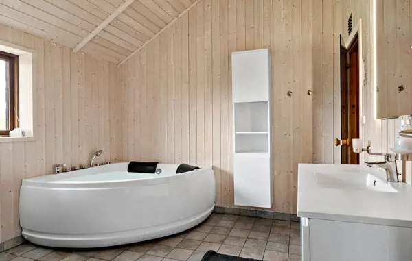 Bild 8 von 25