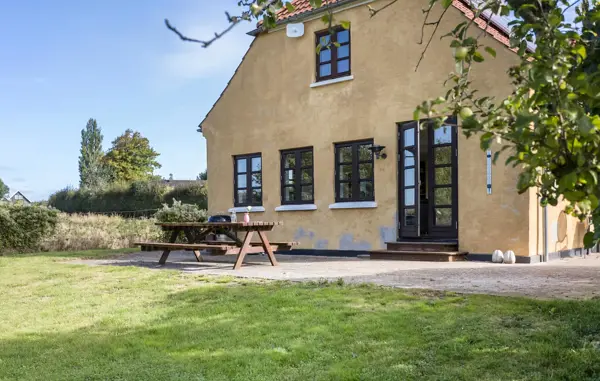 Bild 15 von 25