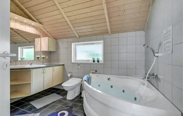 Bild 9 von 25
