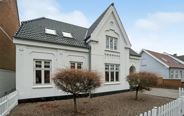 Bild 10 von 16