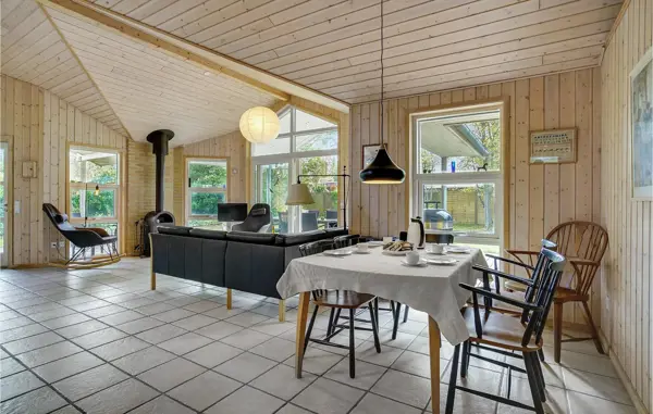 Bild 6 von 24