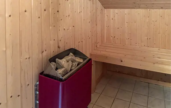 Bild 8 von 19