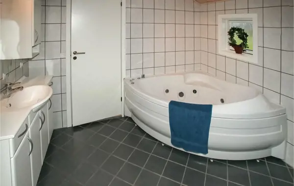 Bild 12 von 25
