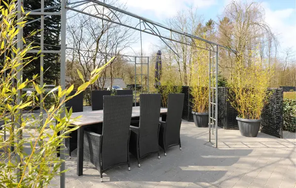 Bild 8 von 22