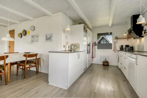 Bild 2 von 28