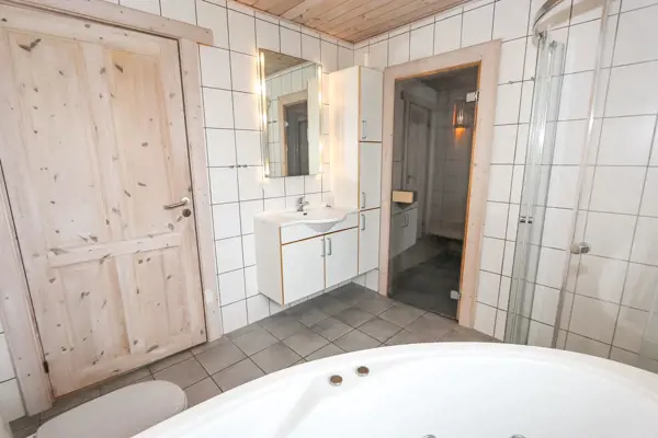 Bild 15 von 27