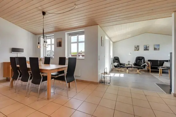 Bild 11 von 33