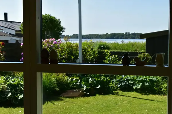 Bild 2 von 32