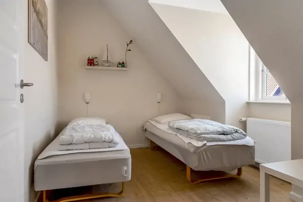 Bild 8 von 25