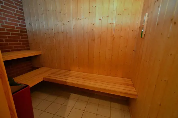 Bild 10 von 16