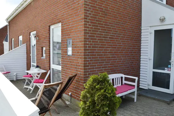 Bild 2 von 18