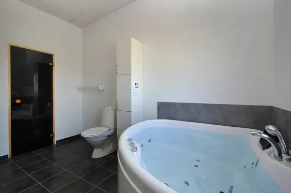 Bild 18 von 26