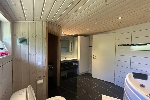 Bild 14 von 19