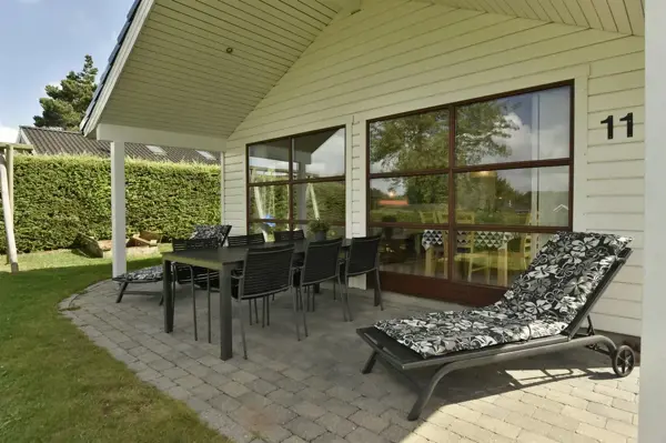 Bild 2 von 16