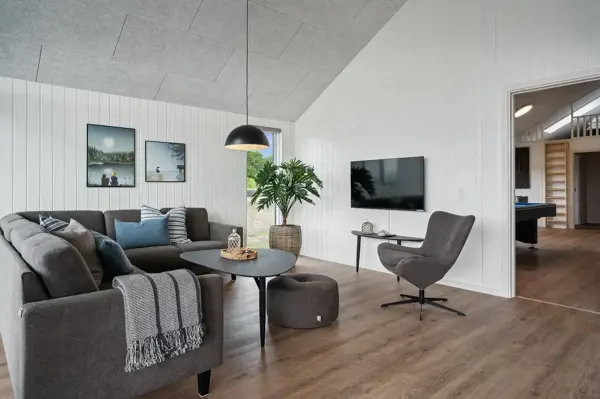 Bild 6 von 19