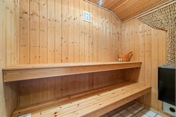Bild 18 von 25