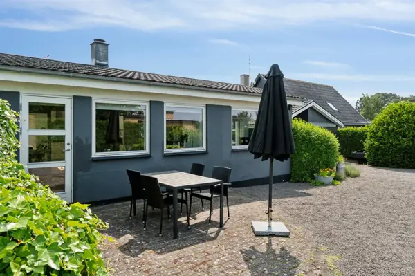 Bild 7 von 27