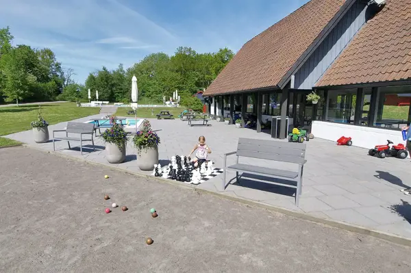 Bild 15 von 17