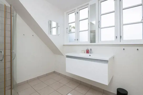 Bild 9 von 18