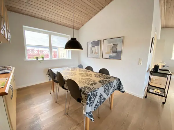 Bild 12 von 25