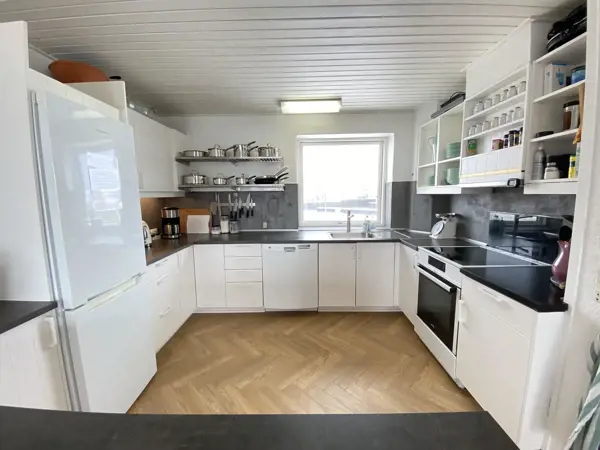 Bild 9 von 25